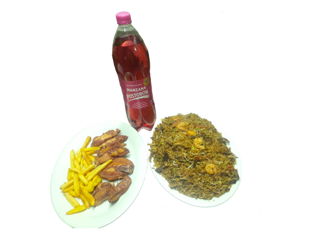 Combo arroz chino con costillas de cerdo